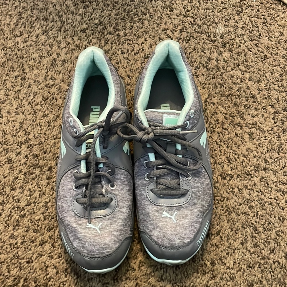 Mint and gray Puma tennis shoe